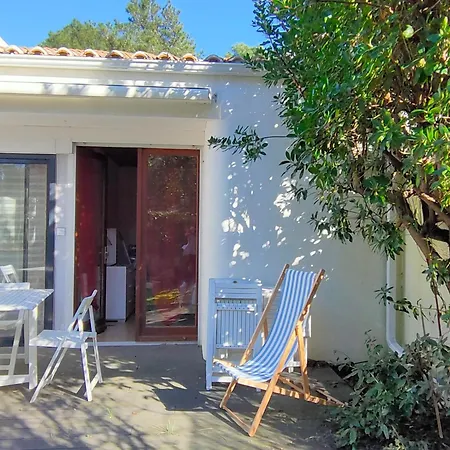 Maison Familiale Pres De La Avec Terrasse Et Veranda, Quartier Calme A Jean De Monts - Fr-1-323-502